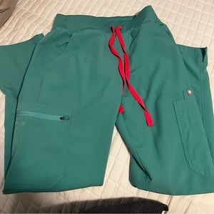 figs surgical green yola 2.0 high waisted petite skinny scrub pants